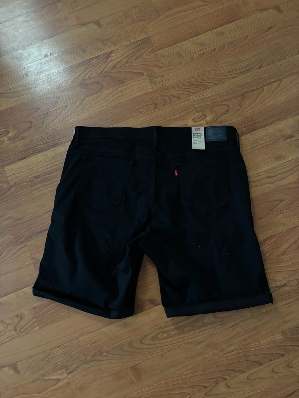 Levi’s Shaping Bermuda Shorts 26W Black Denim High Rise Long Jean Shorts
